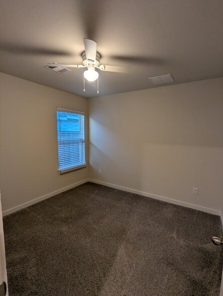 Building Photo - 4311 Maple Root Ln