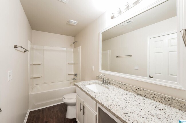 Building Photo - 537 Fox Run Cir