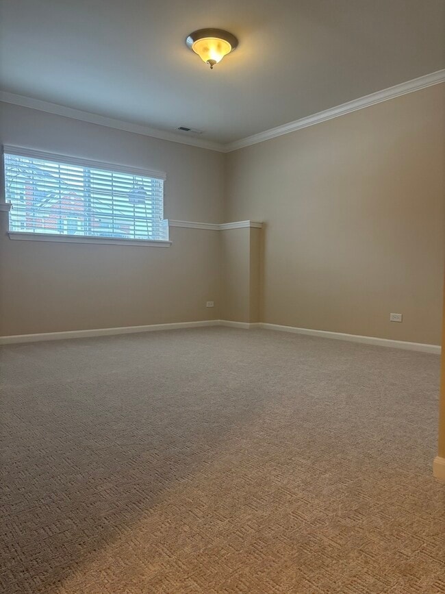 Building Photo - 10611 W 154th Pl