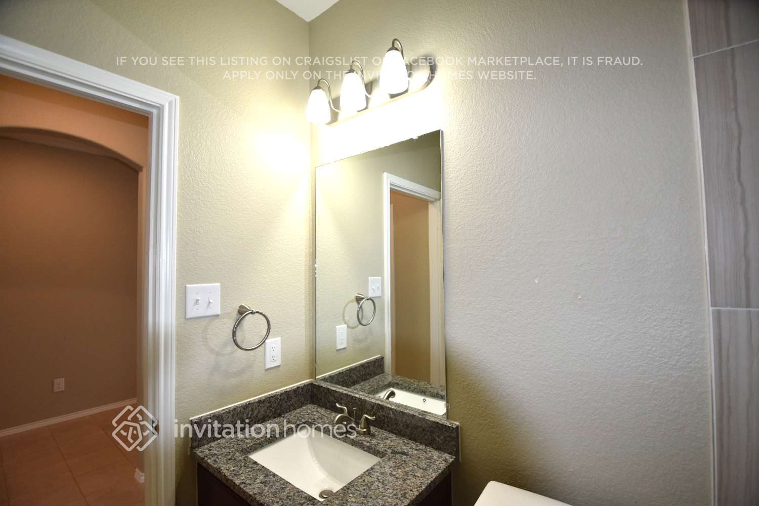 Building Photo - 2106 Slow Stream Dr