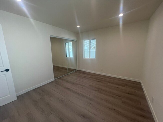 Building Photo - 7317-7321 Garden Grove Avenue