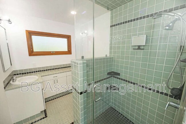 Building Photo - 1411 Arlington Blvd