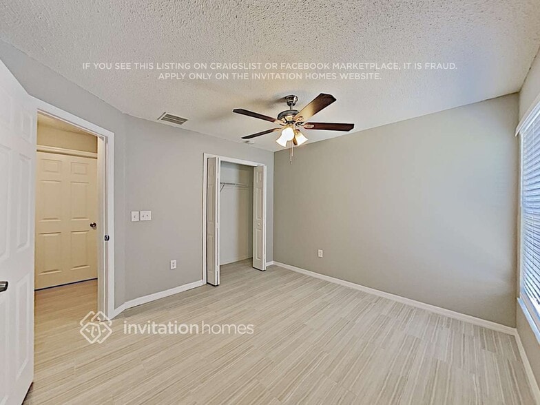 Building Photo - 831 Summer Glen Dr