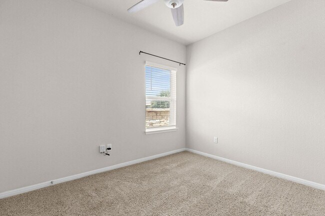 Building Photo - 2205 Singletree Bend