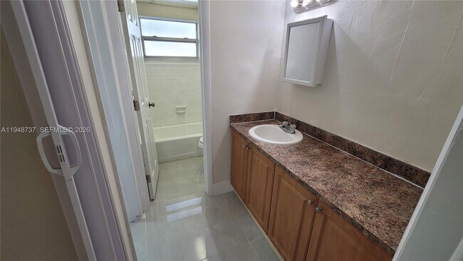 Building Photo - 13240 Port Said Rd