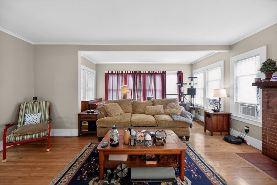 Building Photo - 151 Wolcott Ave