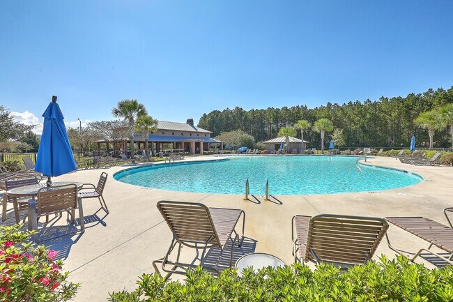 Building Photo - 230 Cameron St