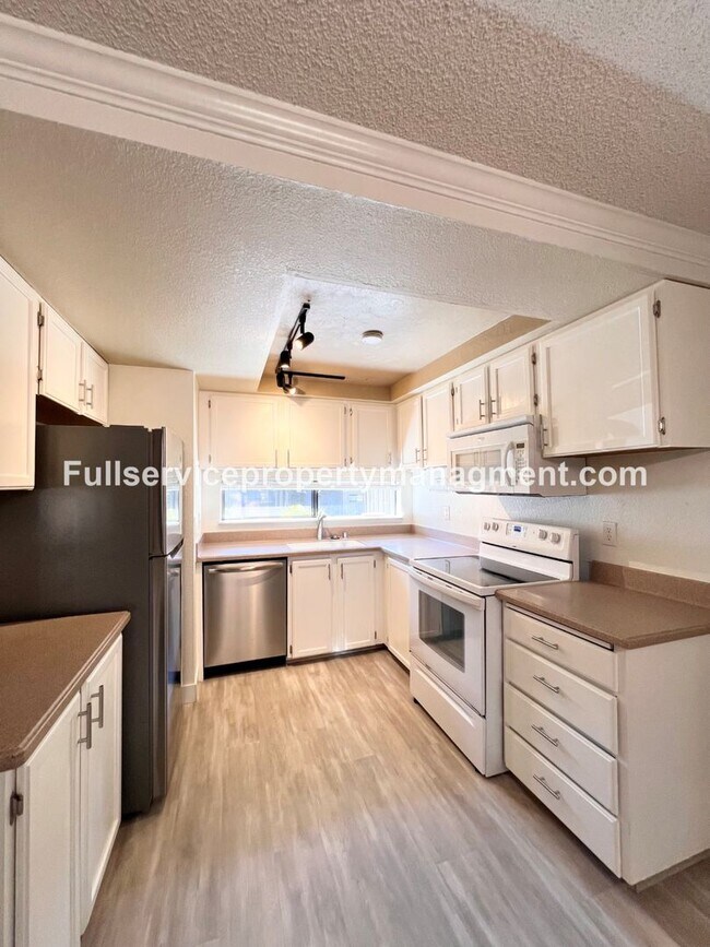 Building Photo - 4135 145th Ave NE