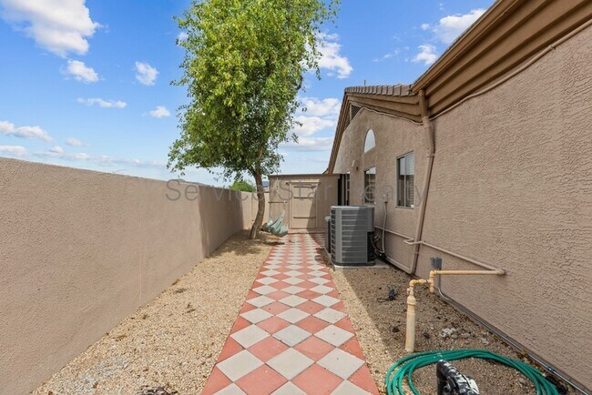 Building Photo - 6339 W Paso Trail