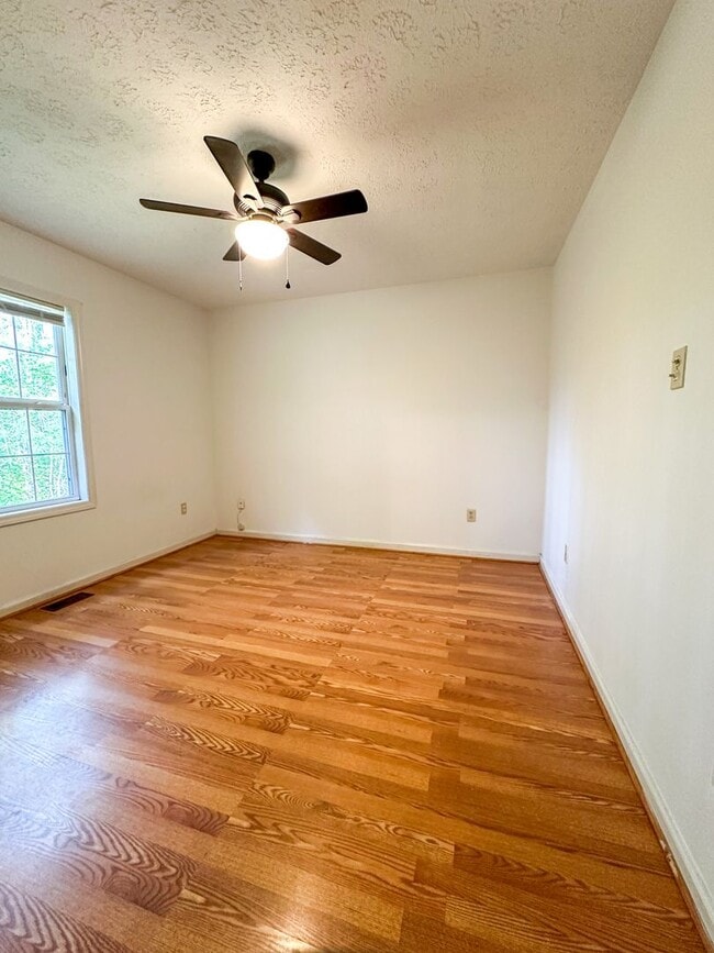 Building Photo - Fluvanna 3bedroom&1.5bath Rental