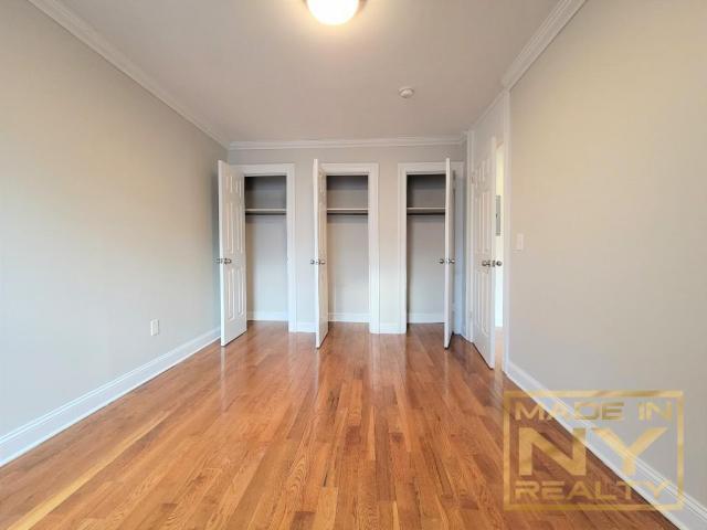 Building Photo - 1 bedroom in ASTORIA NY 11106