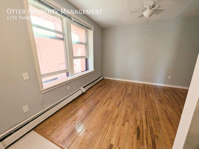 Building Photo - Lovely 2BR/1BA in Charming West Philly Apt...