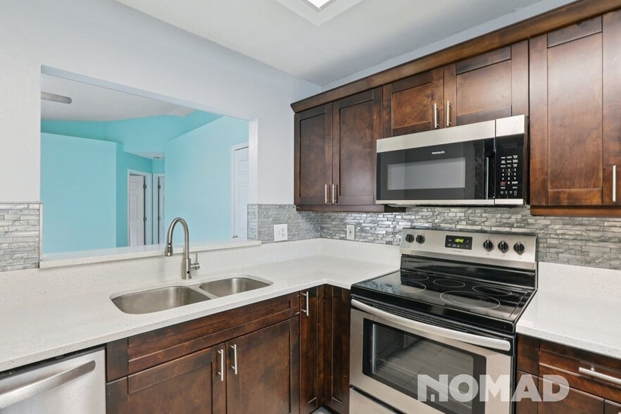 Building Photo - 1164 Engman St