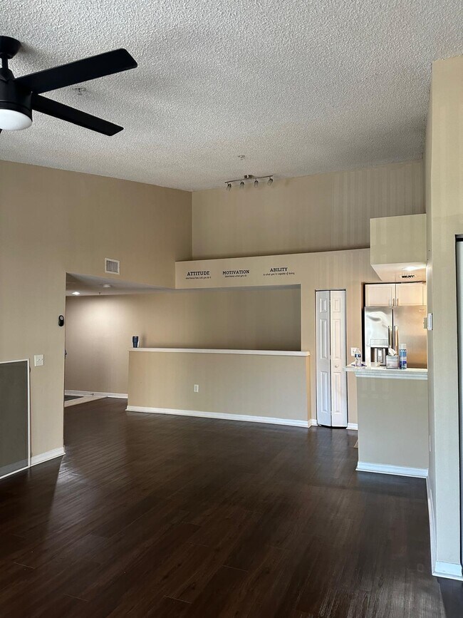 Building Photo - 4197 N Haverhill Rd