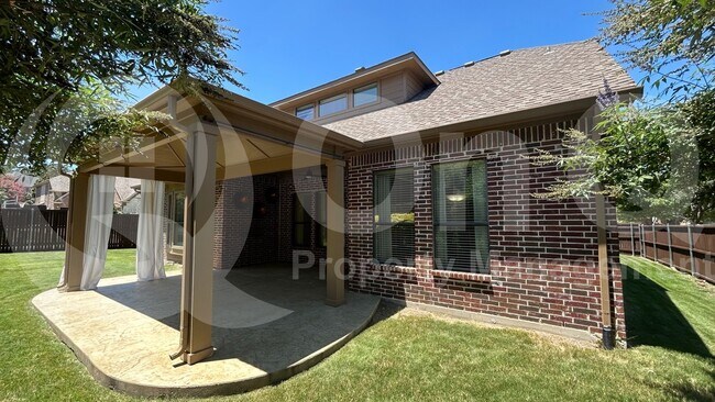 Building Photo - 4513 Cherokee Dr