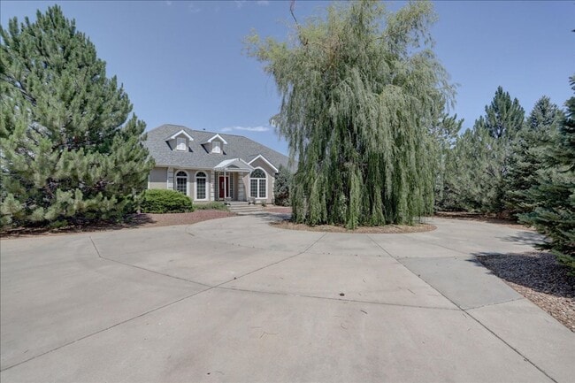 Primary Photo - Amazing Custom Ranch with Privacy and Spra...