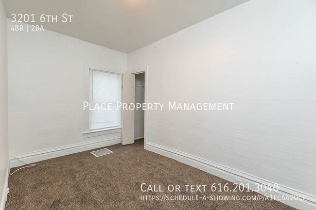 Building Photo - 3201 6th St