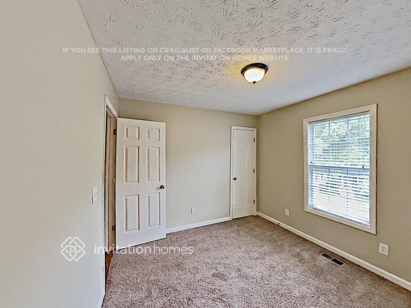 Building Photo - 4030 Mt Vernon Dr