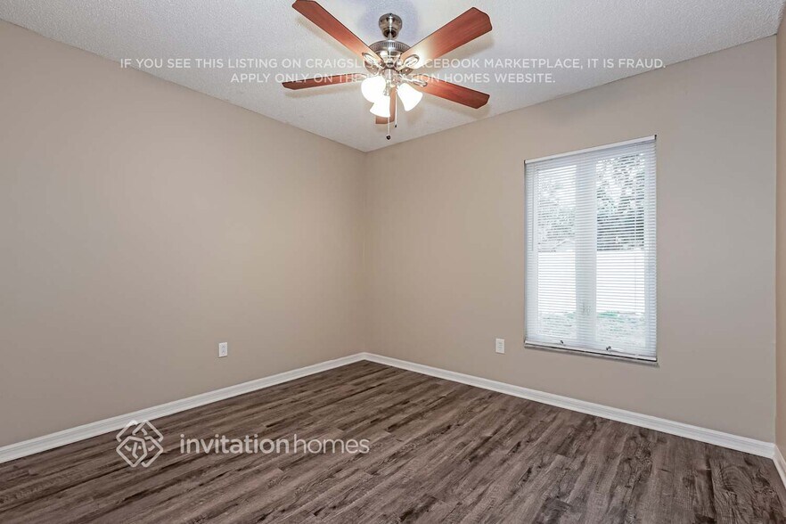 Building Photo - 16103 Dowling Ct