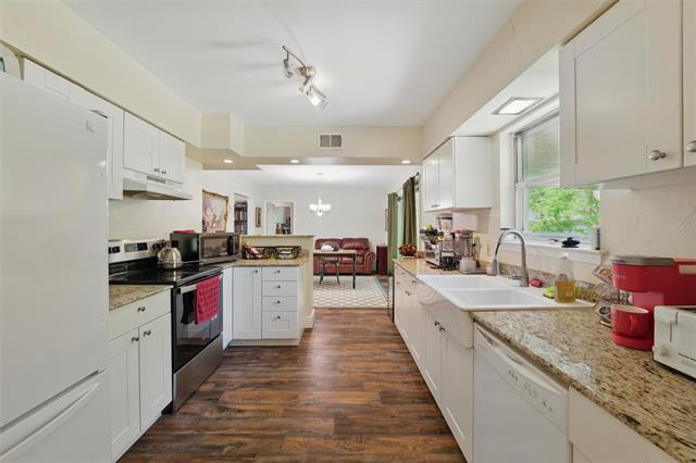 Building Photo - 13241 Belfield Dr