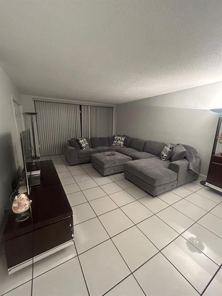 Building Photo - 2661 S Course Dr