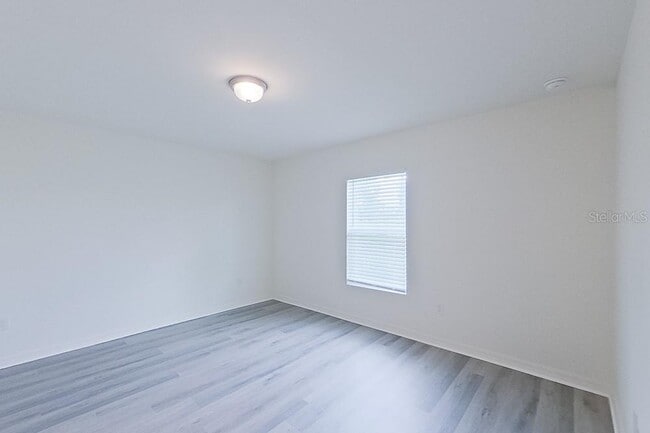 Building Photo - 1128 Hayes Ave S