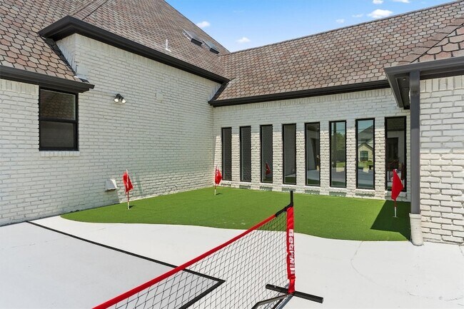 Building Photo - 209 Carriage Hill Ln