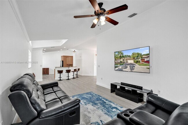 Building Photo - 4161 Sapphire Terrace