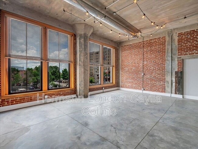 Building Photo - 1601 Washington Ave