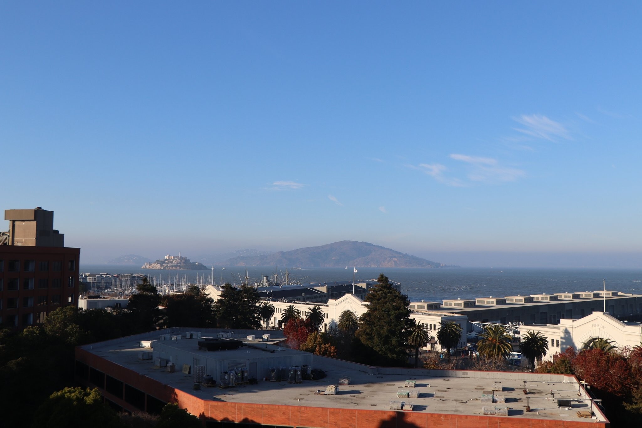Building Photo - 150 Lombard St