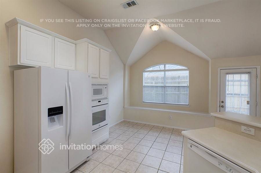 Building Photo - 5704 Bedford Ln