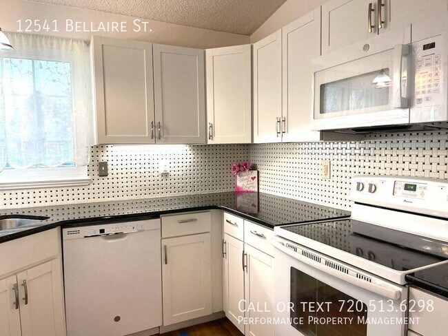 Building Photo - 12541 Bellaire St