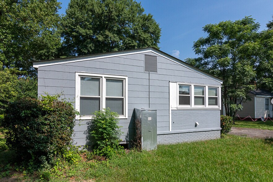 Building Photo - 450 Virginia St