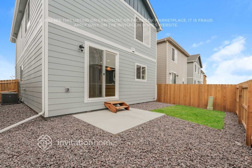Building Photo - 13513 Arriba Dr
