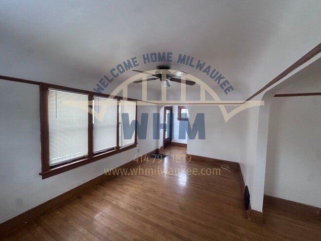 Building Photo - 1603 E Hampshire St