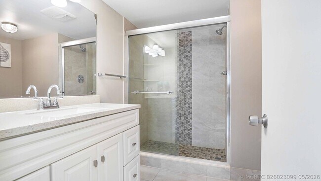 Building Photo - 3550 Galt Ocean Dr