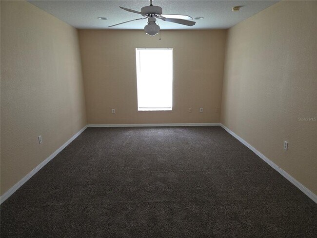 Building Photo - 8 Sawfish Ct
