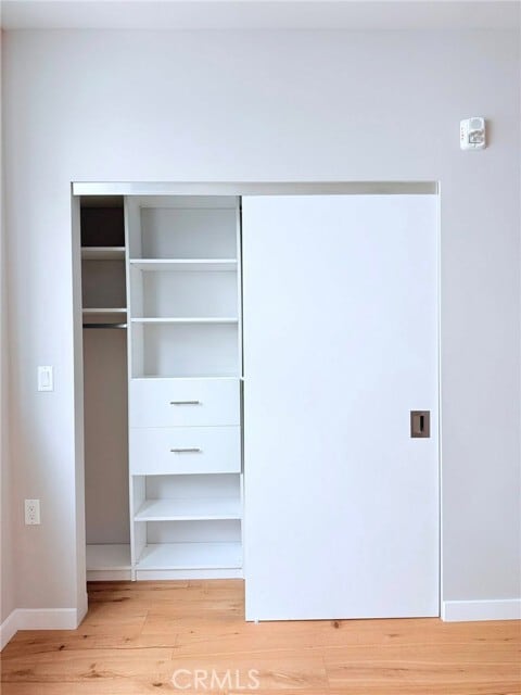 Building Photo - 1729 S Barrington Ave