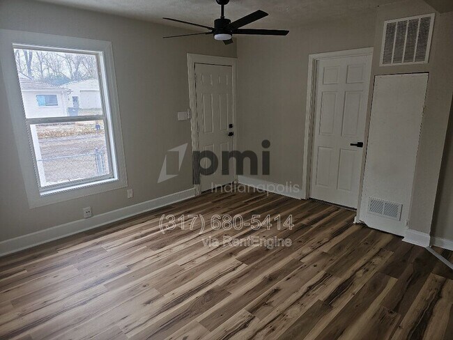 Building Photo - 4321 Bertha St