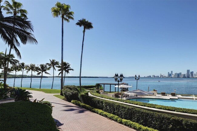 Building Photo - 5245 Fisher Island Dr