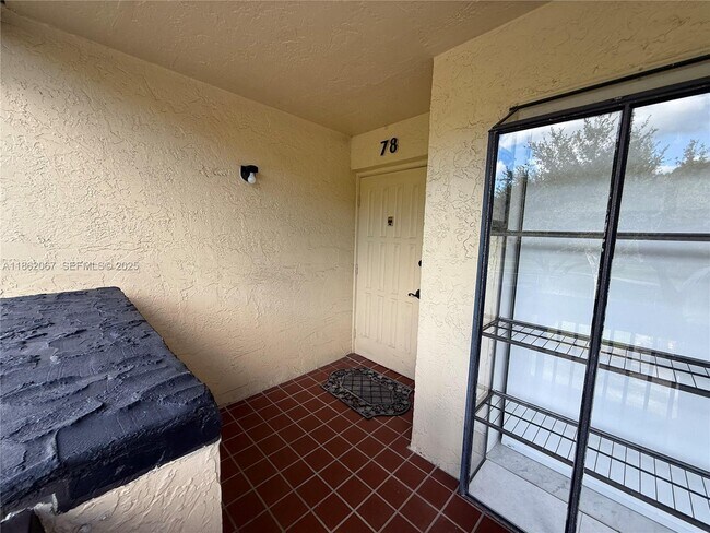 Building Photo - 1953 SW 15th St