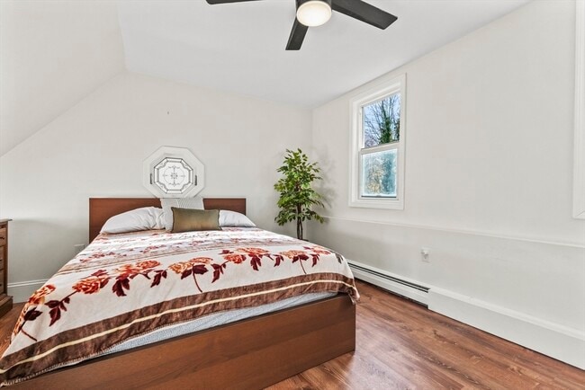 Building Photo - 1142 Washington St