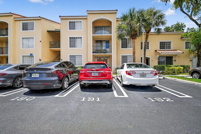 Primary Photo - 1733 Village Blvd