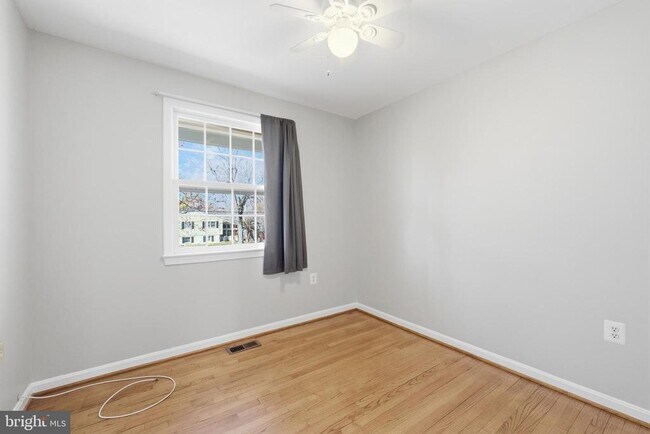 Building Photo - 3343 Slade Run Dr