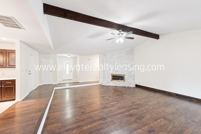Building Photo - 7212 E 76th St