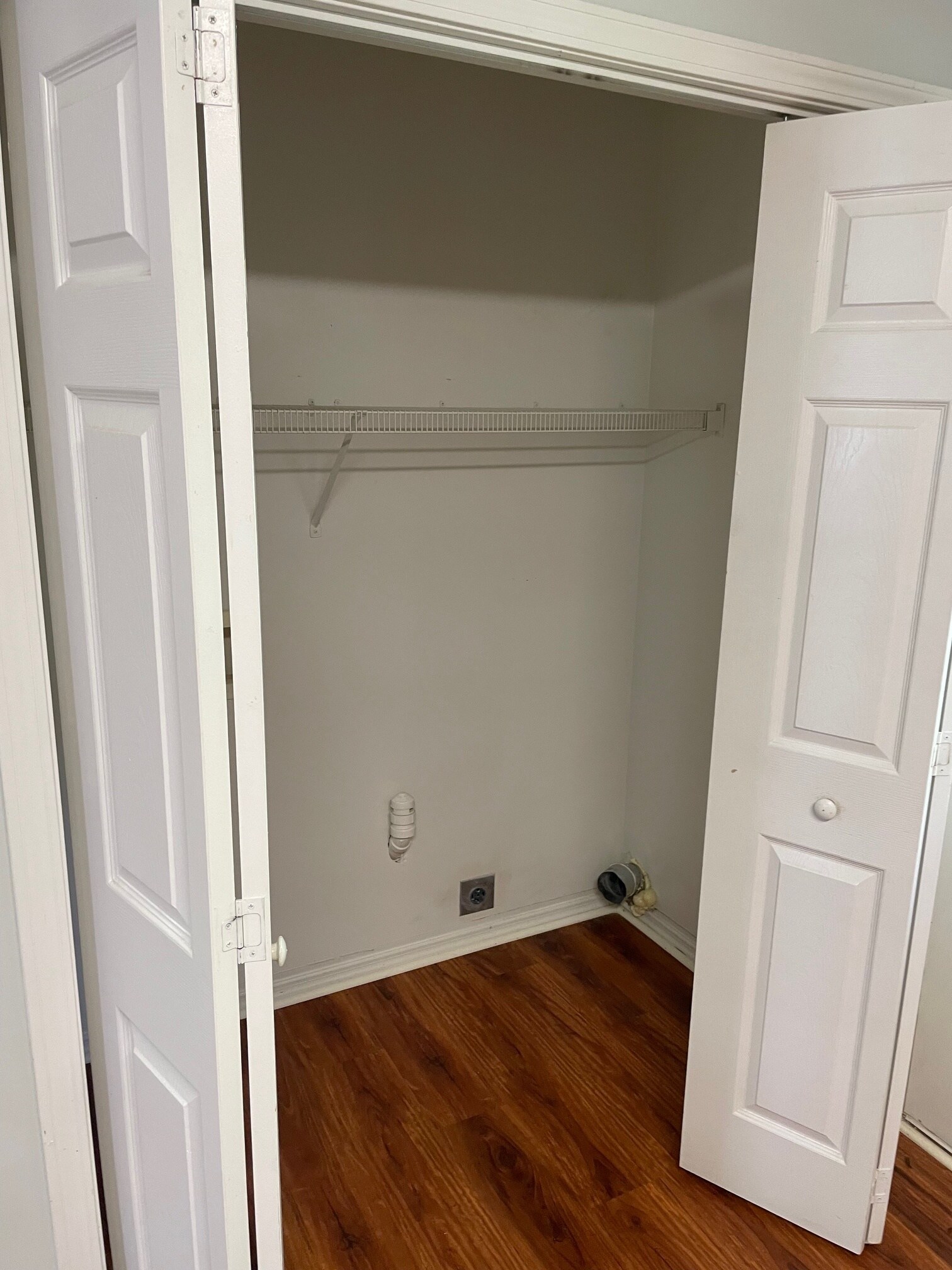 Laundry Area - 222 New Stock Rd