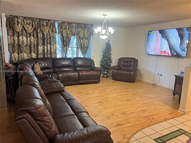 Building Photo - 6901 SW 147th Ave