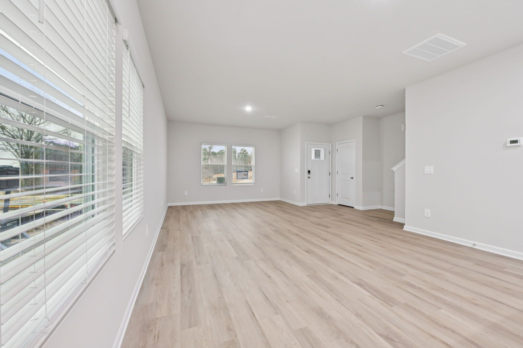 Building Photo - 3512 Rosebush Dr