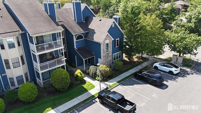 Building Photo - 107 Longfield Ct