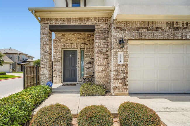 Building Photo - 11914 Ledger Dr